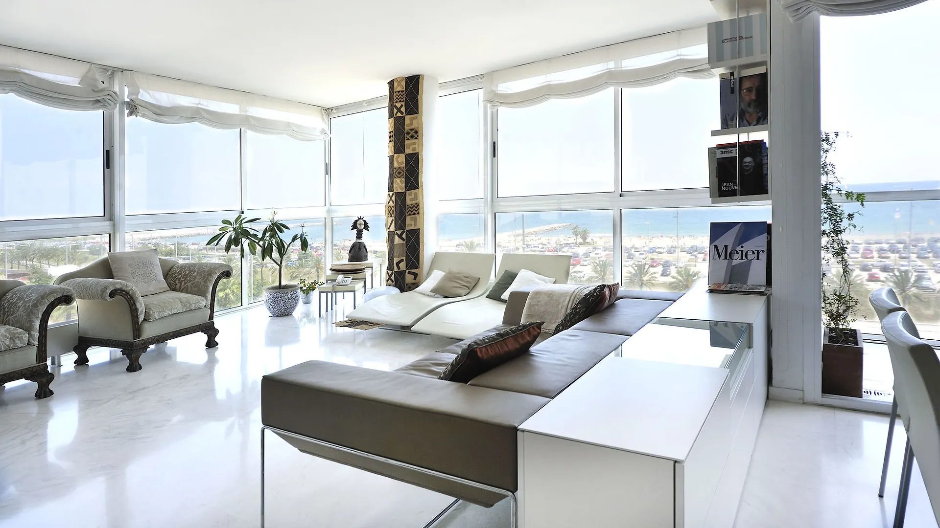 You Stylish Beach Apartments Barcelona