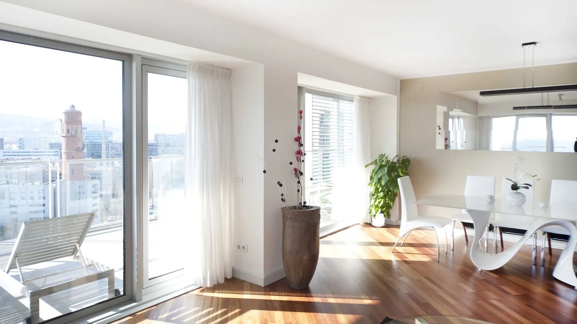 You Stylish Beach Apartments Barcelona Spain