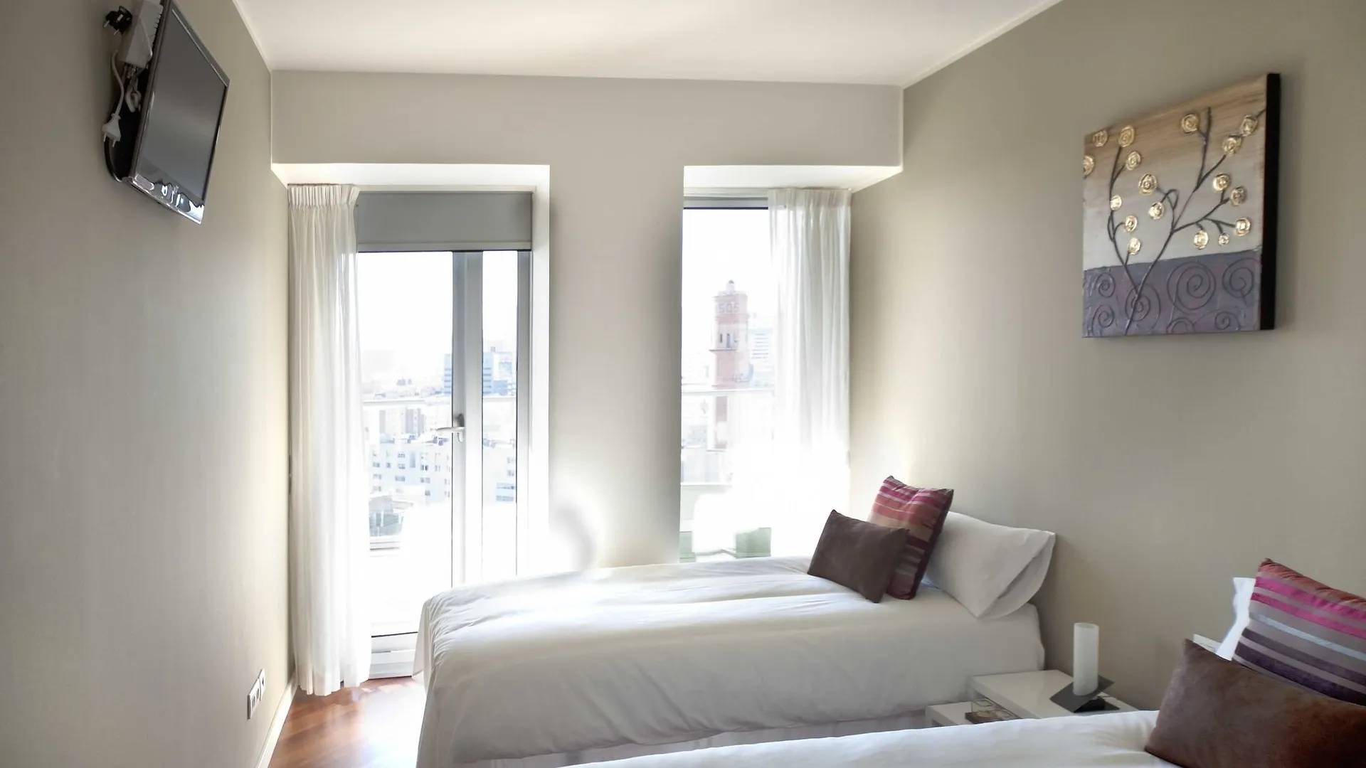 You Stylish Beach Apartments Barcelona