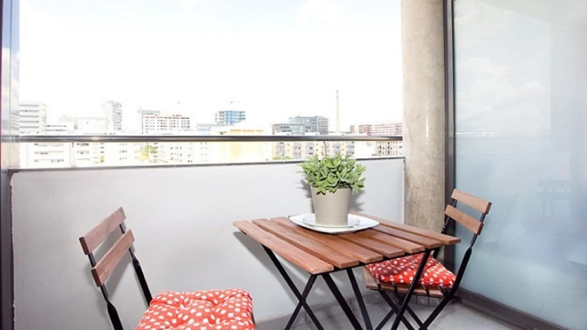 You Stylish Beach Apartments Barcelona