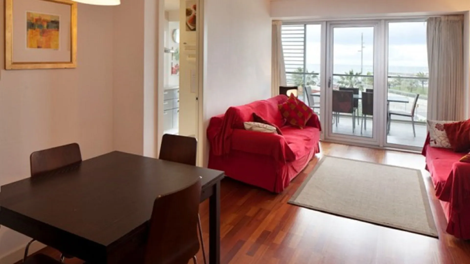You Stylish Beach Apartments Barcelona