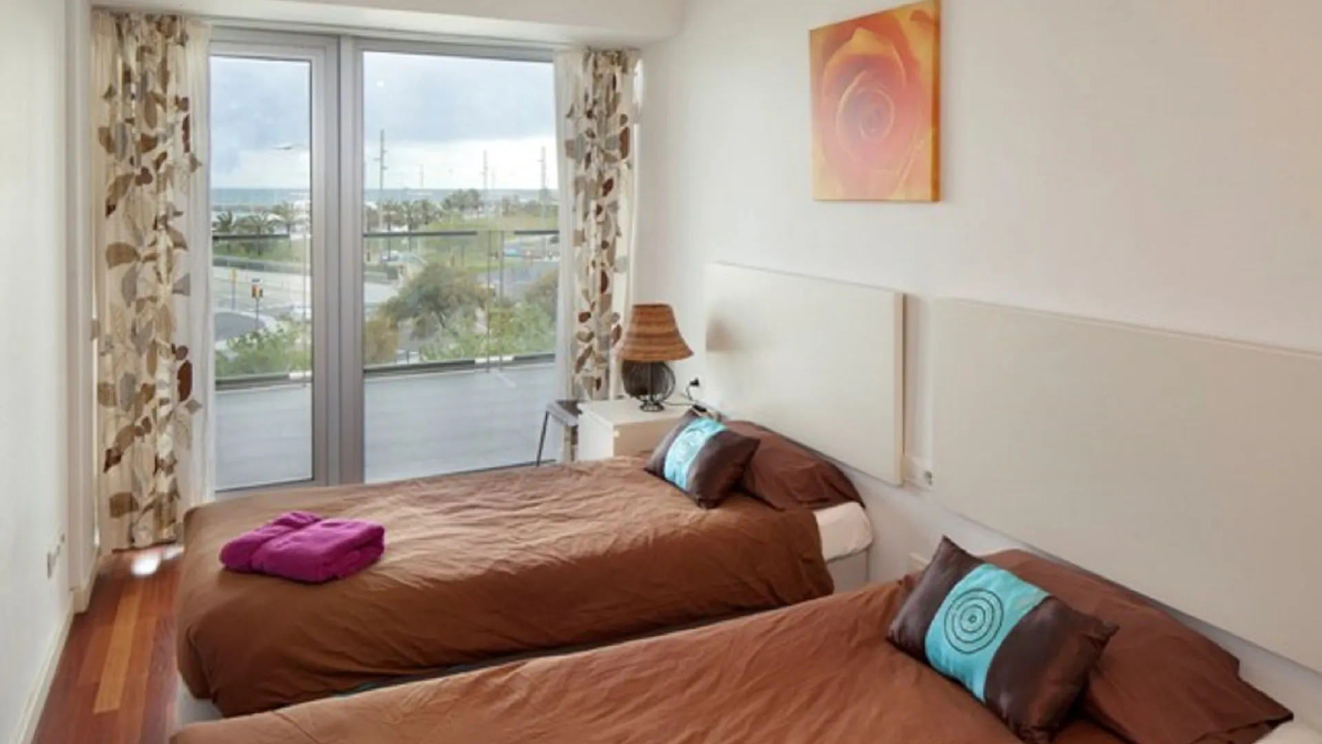 You Stylish Beach Apartments Barcelona