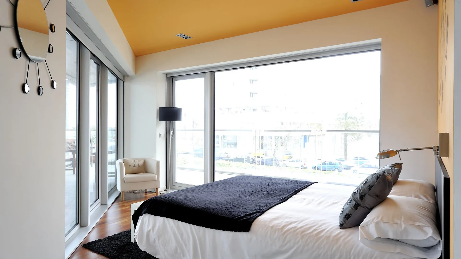 You Stylish Beach Apartments Barcelona